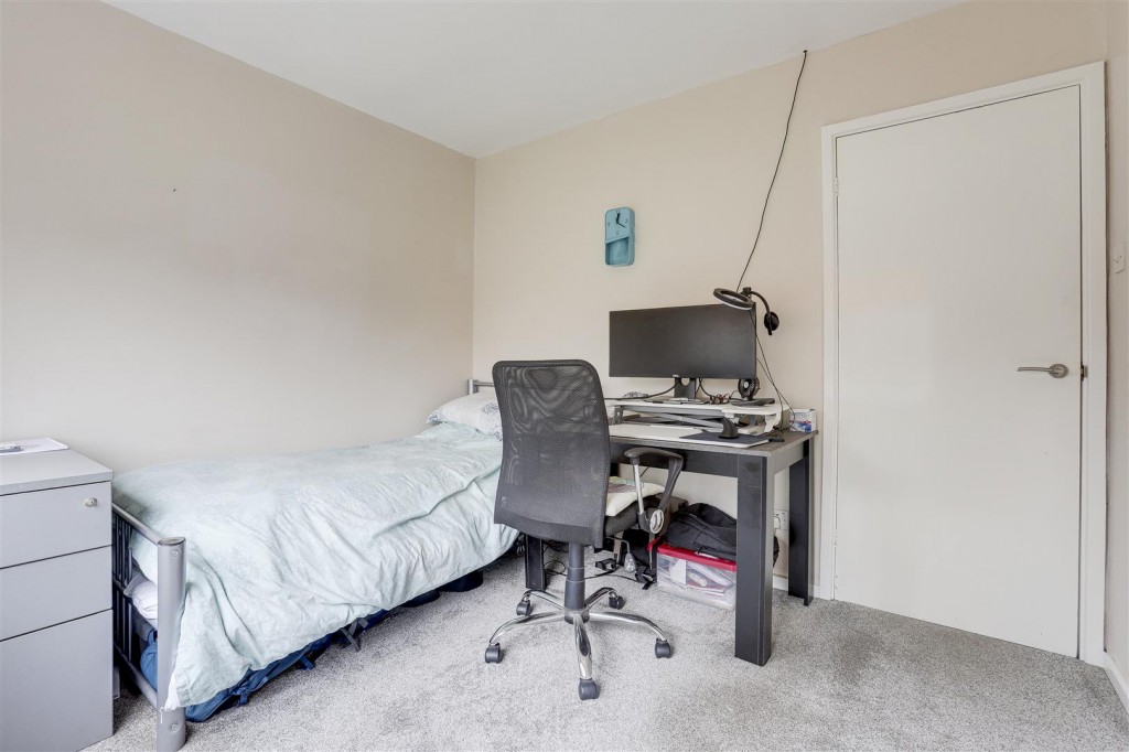 Lodge Road, Long Eaton, Derbyshire, NG10 1AP