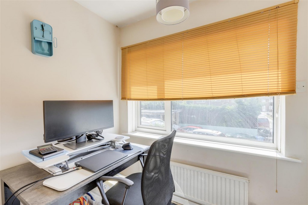 Lodge Road, Long Eaton, Derbyshire, NG10 1AP