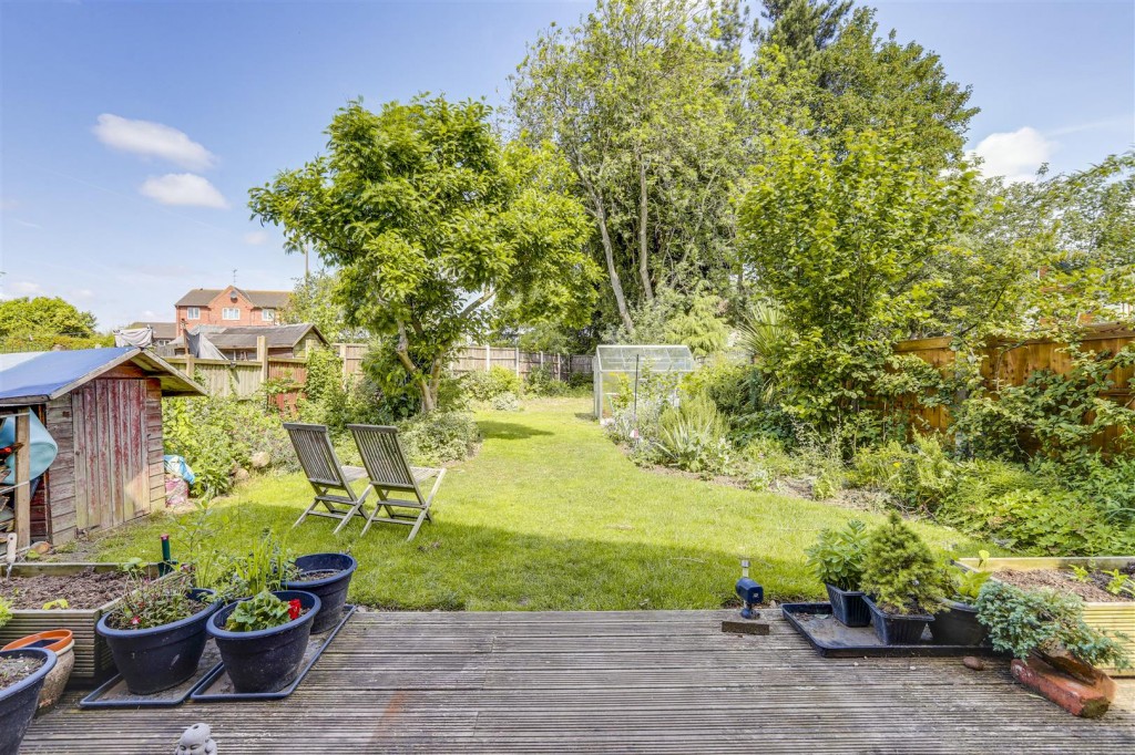 Lodge Road, Long Eaton, Derbyshire, NG10 1AP