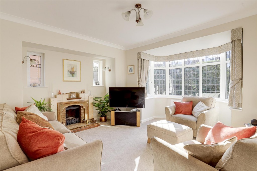 Littlegreen Road, Woodthorpe, Nottinghamshire, NG5 4LP