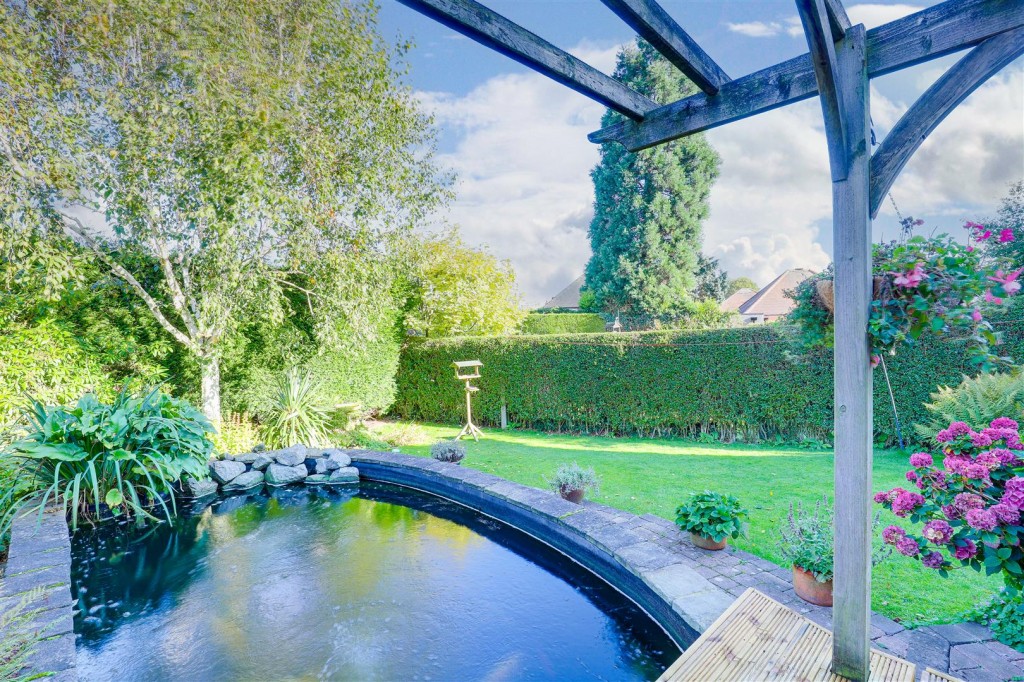 Littlegreen Road, Woodthorpe, Nottinghamshire, NG5 4LP