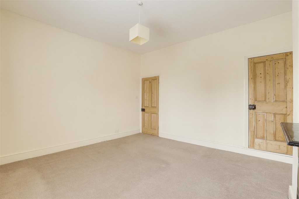 College Street, Long Eaton, Nottinghamshire, NG10 4GE