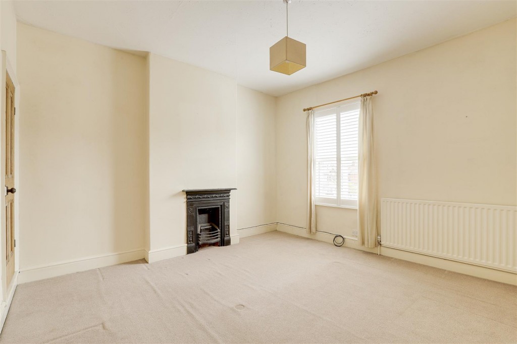 College Street, Long Eaton, Nottinghamshire, NG10 4GE