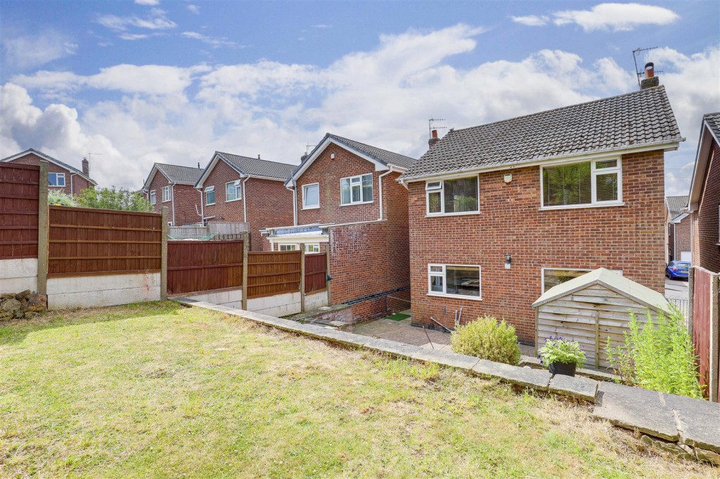 Houldsworth Rise, Arnold, Nottinghamshire, NG5 8HZ