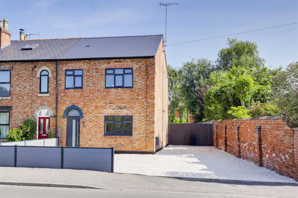Derby Road, Draycott, Derbyshire, DE72 3NJ