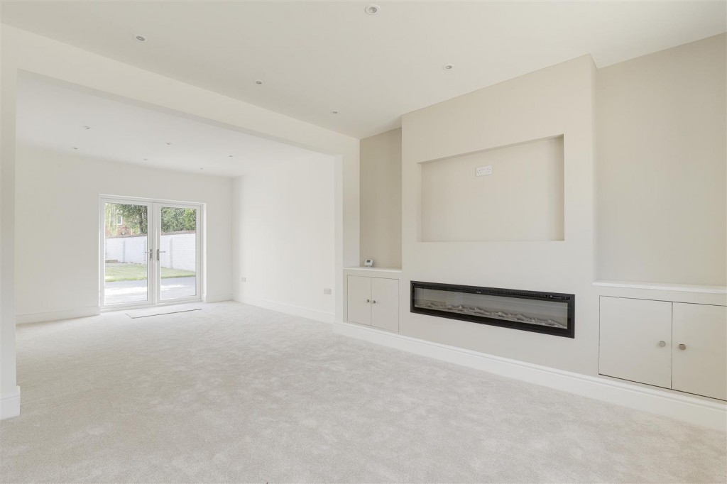 Derby Road, Draycott, Derbyshire, DE72 3NJ