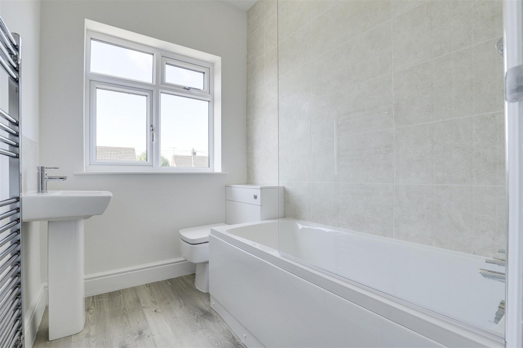 Derby Road, Draycott, Derbyshire, DE72 3NJ