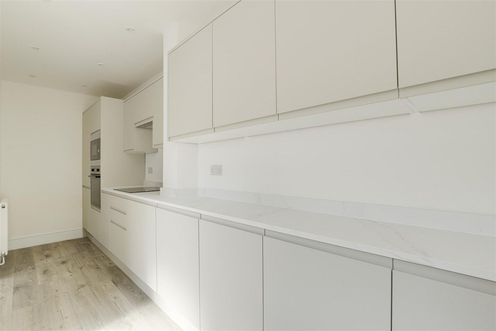 Derby Road, Draycott, Derbyshire, DE72 3NJ