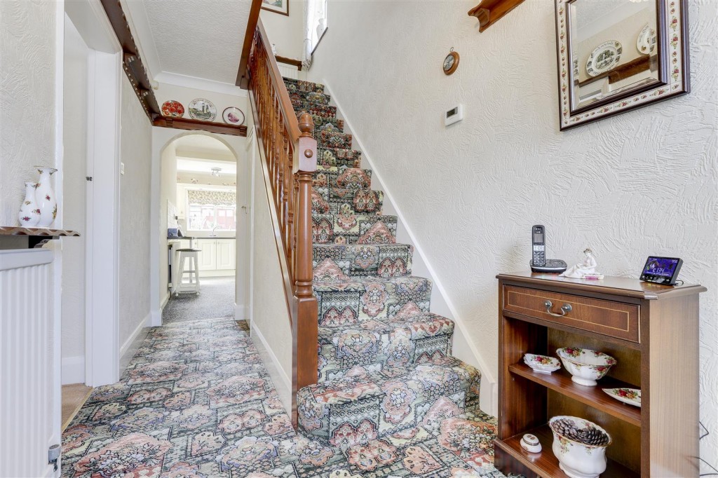 Seagrave Avenue, Kirkby-In-Ashfield, Nottinghamshire, NG17 9AW