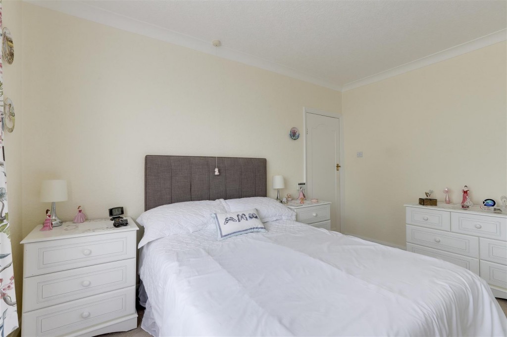 Seagrave Avenue, Kirkby-In-Ashfield, Nottinghamshire, NG17 9AW