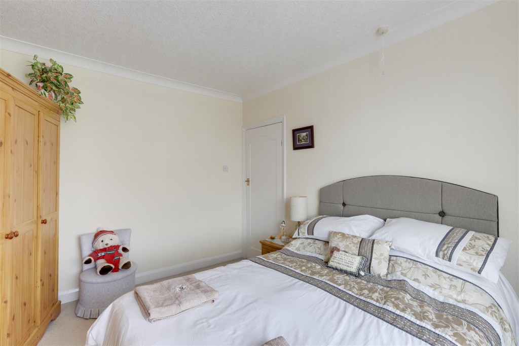 Seagrave Avenue, Kirkby-In-Ashfield, Nottinghamshire, NG17 9AW