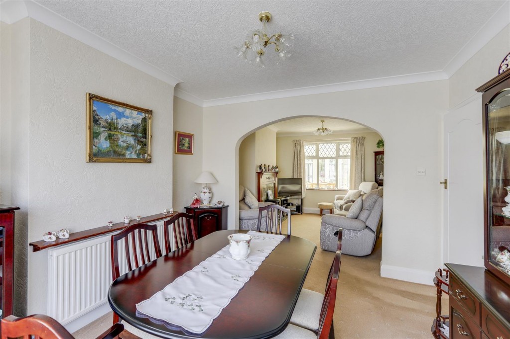 Seagrave Avenue, Kirkby-In-Ashfield, Nottinghamshire, NG17 9AW
