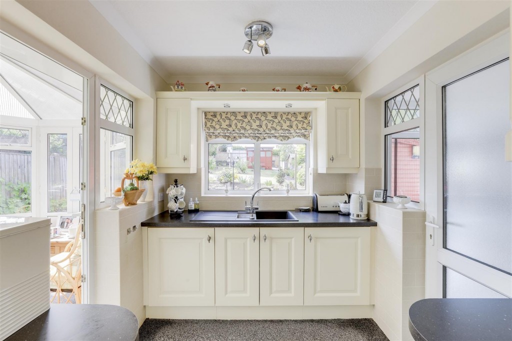 Seagrave Avenue, Kirkby-In-Ashfield, Nottinghamshire, NG17 9AW