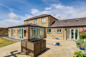 Rectory Farm Mews, Weston-On-Trent, Derbyshire, DE72 2DR