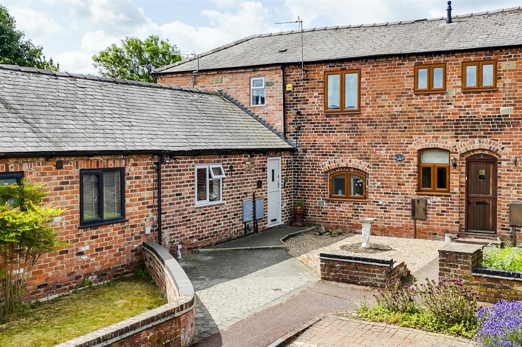 Rectory Farm Mews, Weston-On-Trent, Derbyshire, DE72 2DR