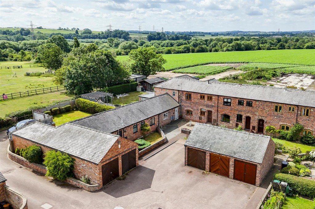 Rectory Farm Mews, Weston-On-Trent, Derbyshire, DE72 2DR