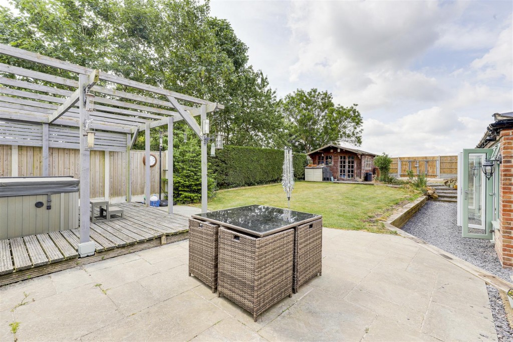 Rectory Farm Mews, Weston-On-Trent, Derbyshire, DE72 2DR