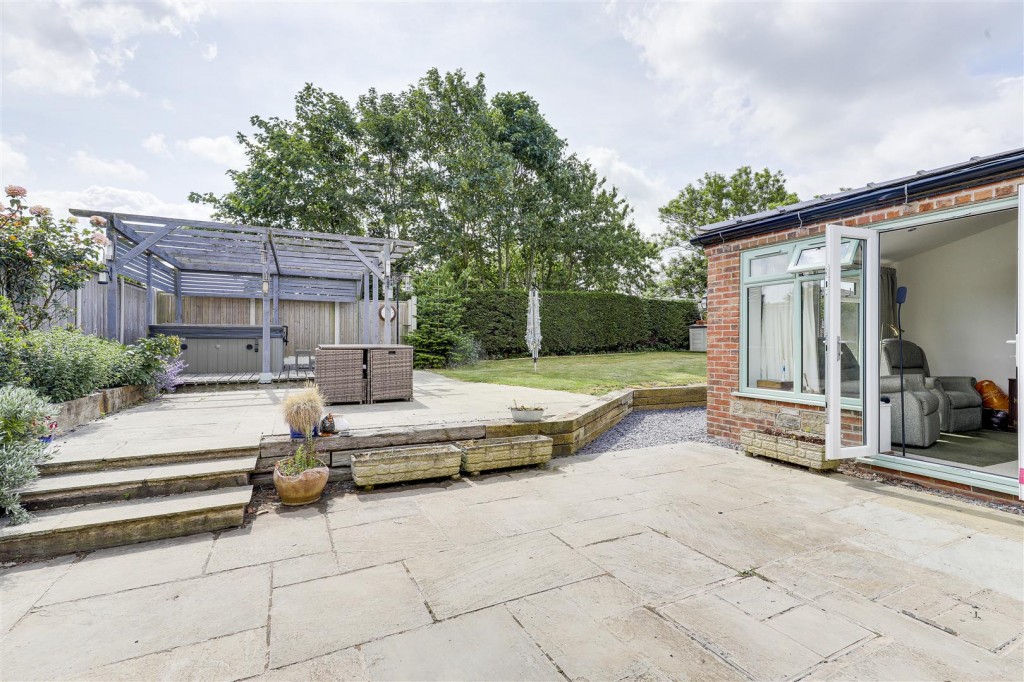 Rectory Farm Mews, Weston-On-Trent, Derbyshire, DE72 2DR