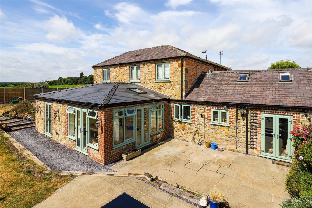 Rectory Farm Mews, Weston-On-Trent, Derbyshire, DE72 2DR