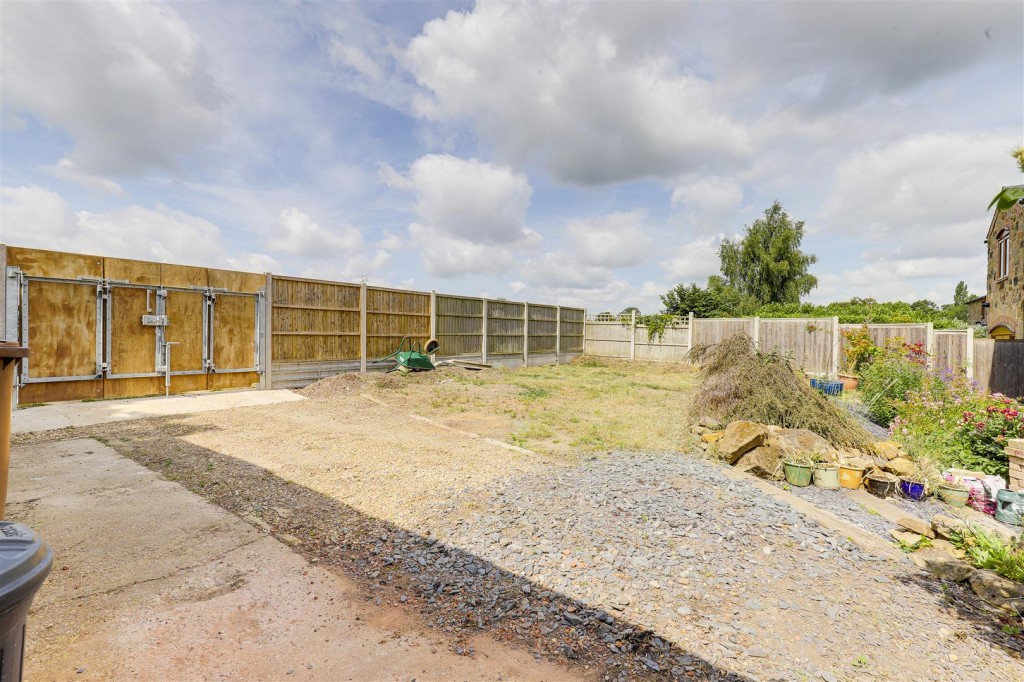 Rectory Farm Mews, Weston-On-Trent, Derbyshire, DE72 2DR