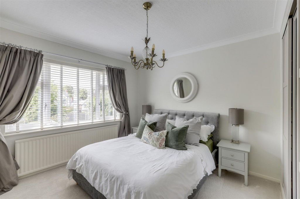 Moore Road, Mapperley, Nottinghamshire, NG3 6EF