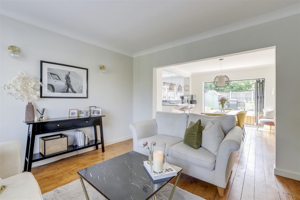 Moore Road, Mapperley, Nottinghamshire, NG3 6EF