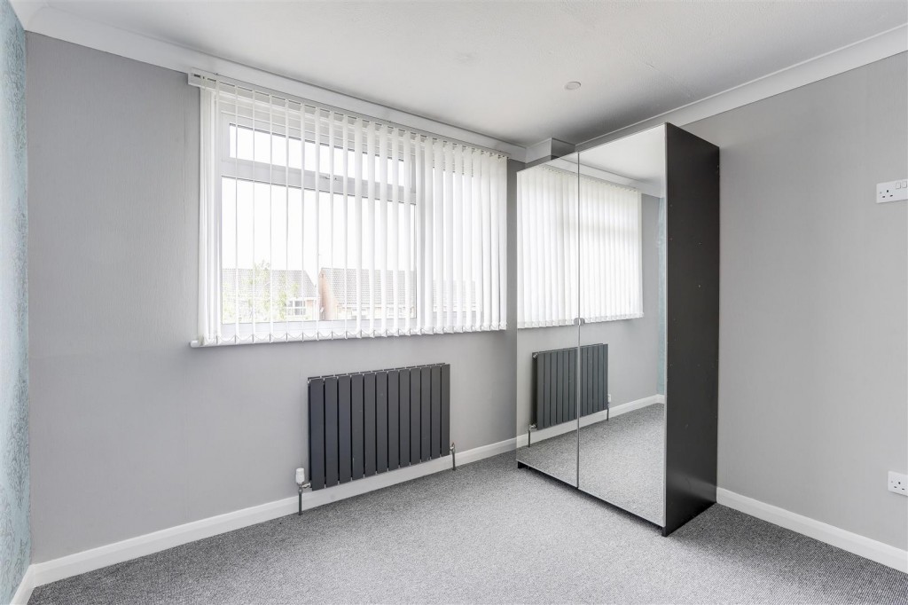 Ladbrooke Crescent, Cinderhill, Nottinghamshire, NG6 0GQ