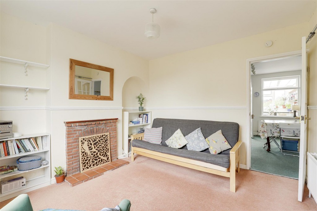 Doncaster Grove, Long Eaton, Nottinghamshire, NG10 2BA