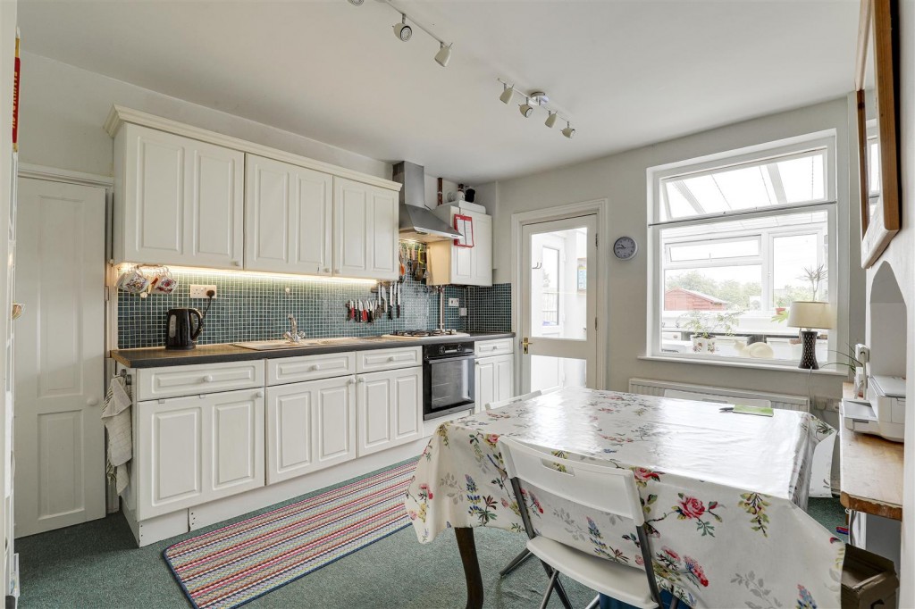 Doncaster Grove, Long Eaton, Nottinghamshire, NG10 2BA
