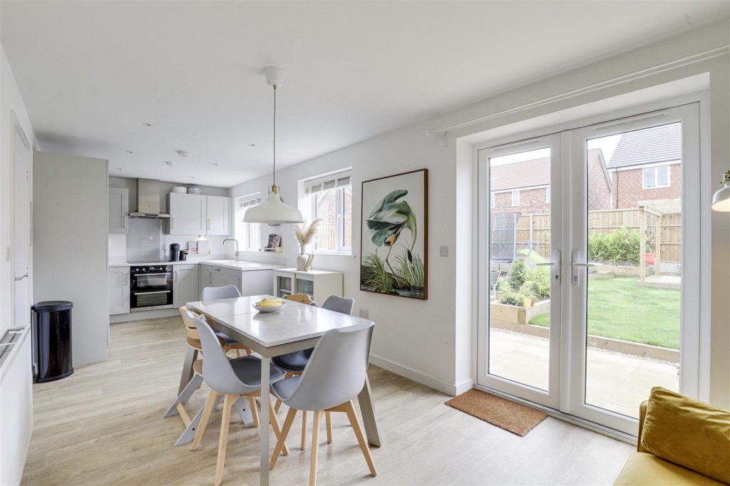 Pheasant Way, Calverton, Nottinghamshire, NG14 6TA