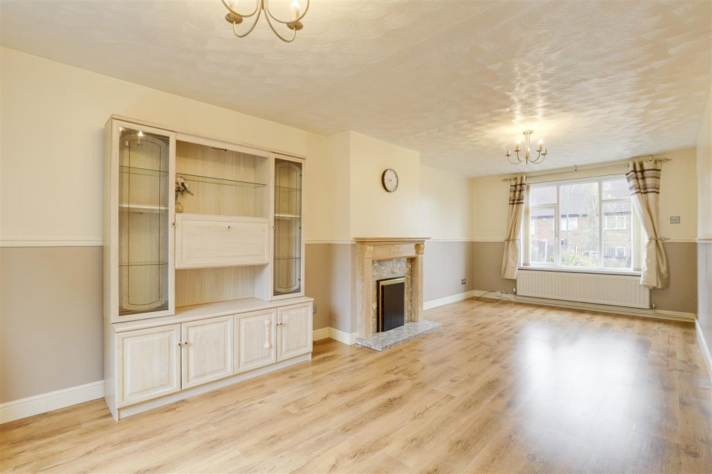 Wendling Gardens, Bestwood Park, Nottinghamshire, NG5 5TD