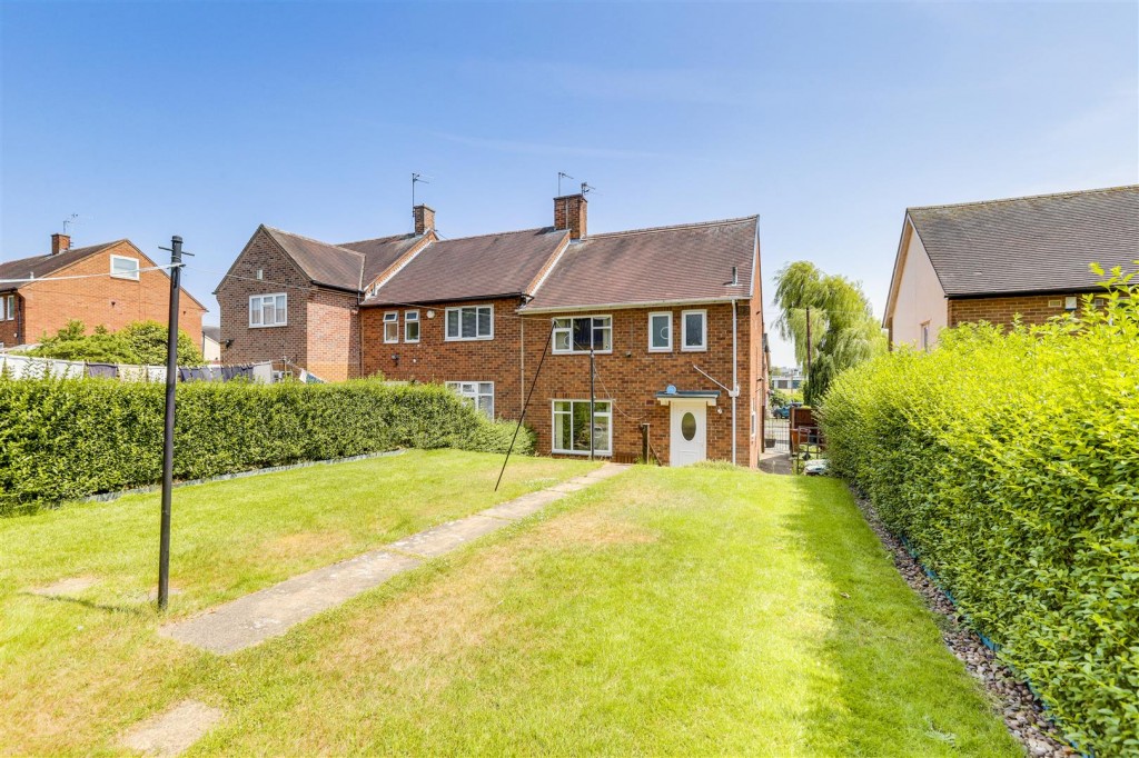 Wendling Gardens, Bestwood Park, Nottinghamshire, NG5 5TD