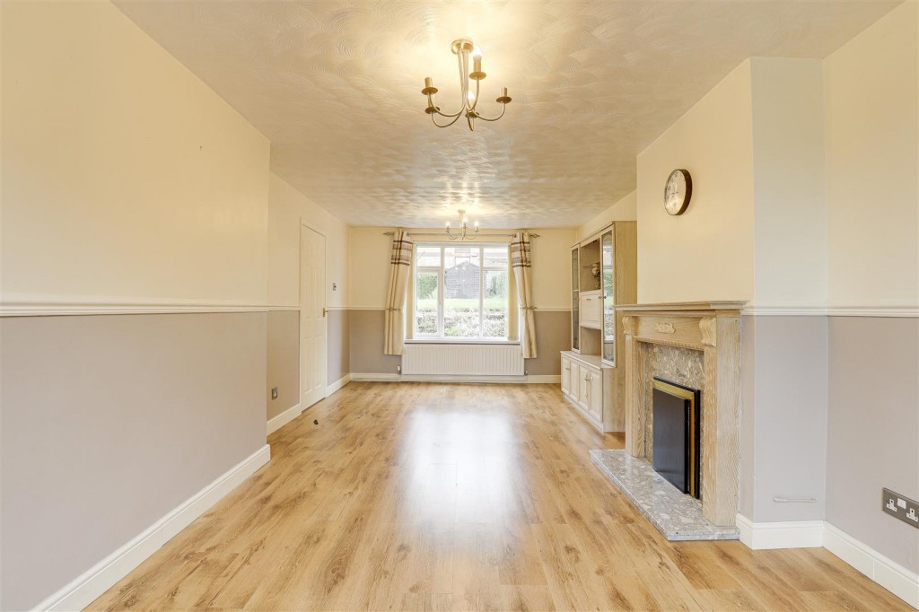 Wendling Gardens, Bestwood Park, Nottinghamshire, NG5 5TD
