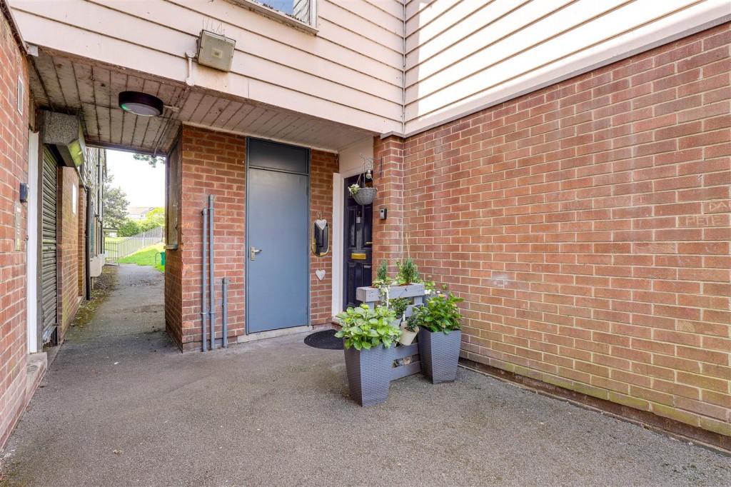 Wyton Close, Bestwood, Nottinghamshire, NG5 5GW