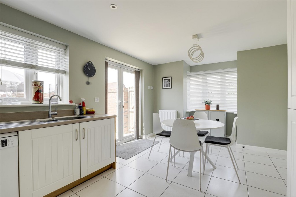 Rose Way, Edwalton, Nottinghamshire, NG12 4JE