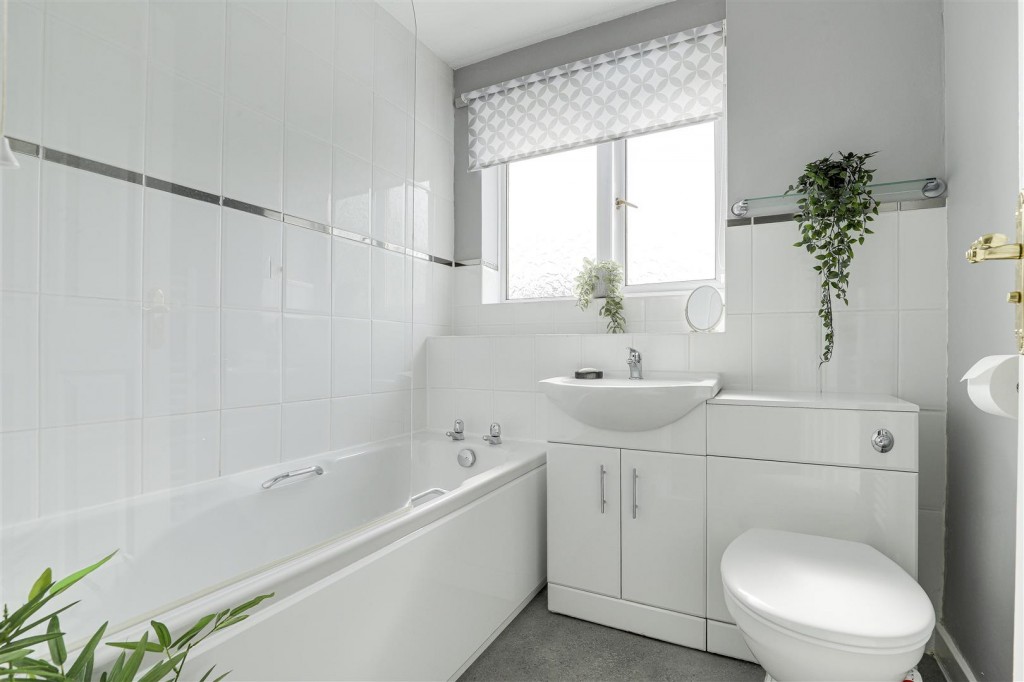 Stamford Close, Long Eaton, Derbyshire, NG10 1PH