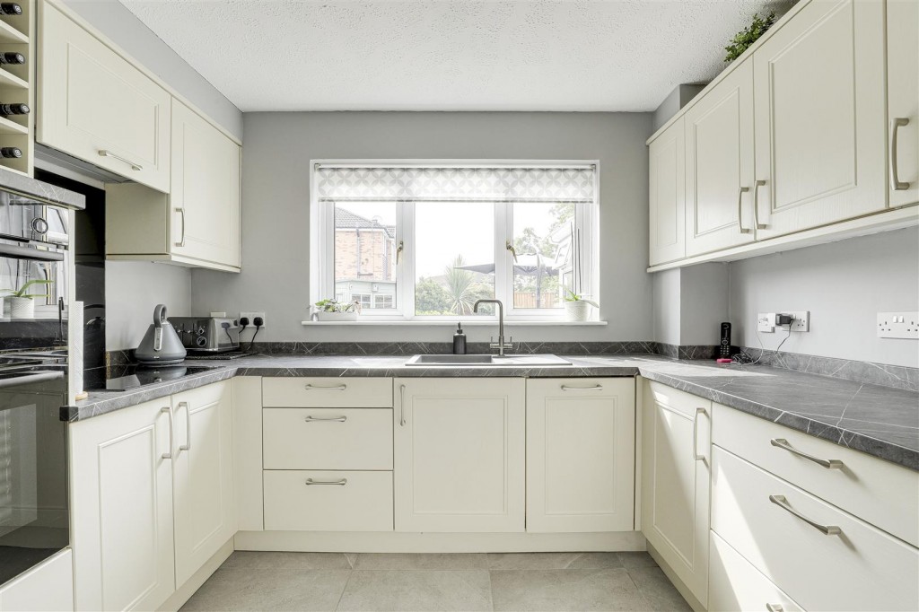 Stamford Close, Long Eaton, Derbyshire, NG10 1PH