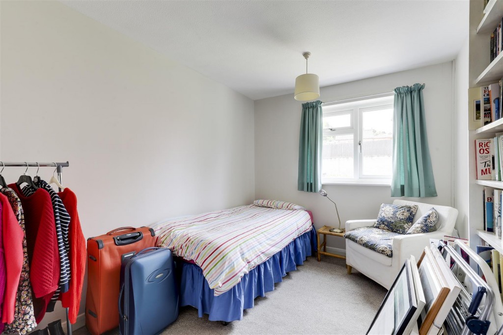 Gedling Road, Arnold, Nottinghamshire, NG5 6PB