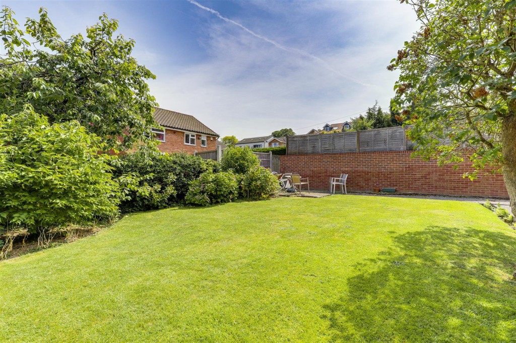 Gedling Road, Arnold, Nottinghamshire, NG5 6PB