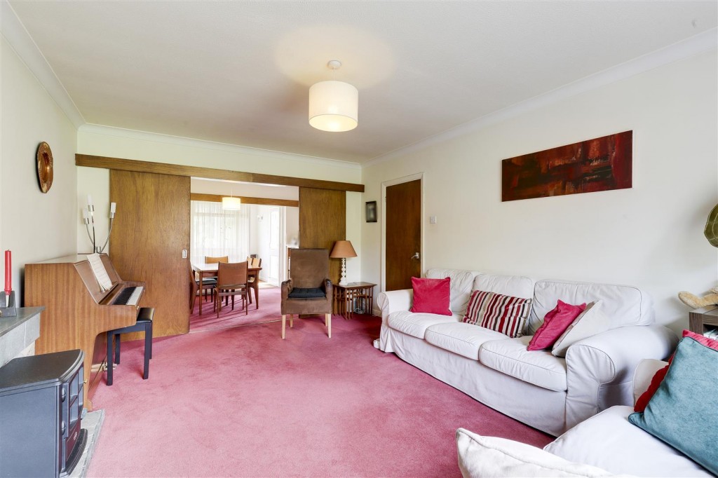 Gedling Road, Arnold, Nottinghamshire, NG5 6PB