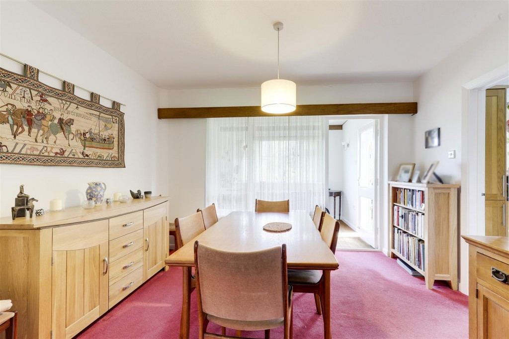 Gedling Road, Arnold, Nottinghamshire, NG5 6PB