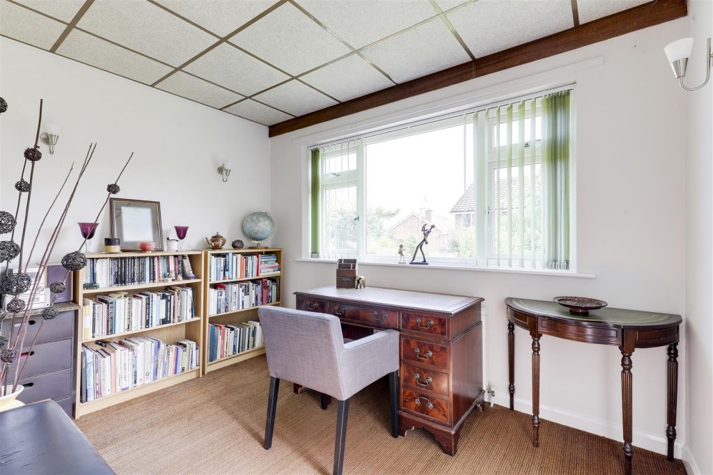 Gedling Road, Arnold, Nottinghamshire, NG5 6PB