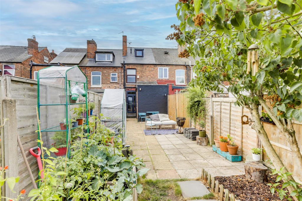 Furlong Avenue, Arnold, Nottinghamshire, NG5 7AP