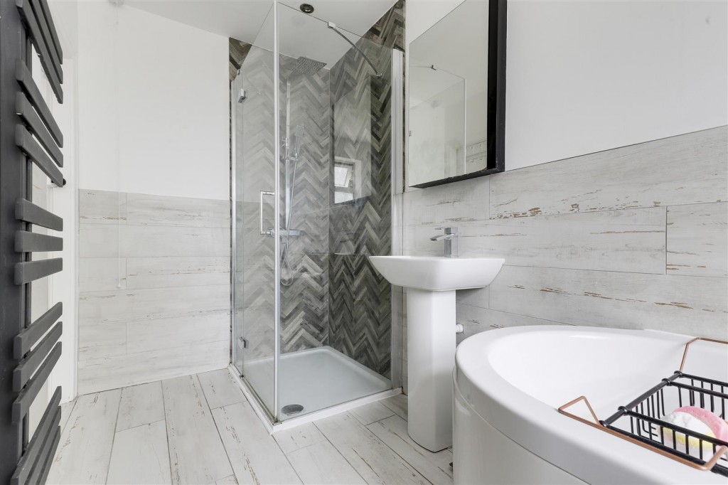 Pierrepont Road, West Bridgford, Nottinghamshire, NG2 5DX