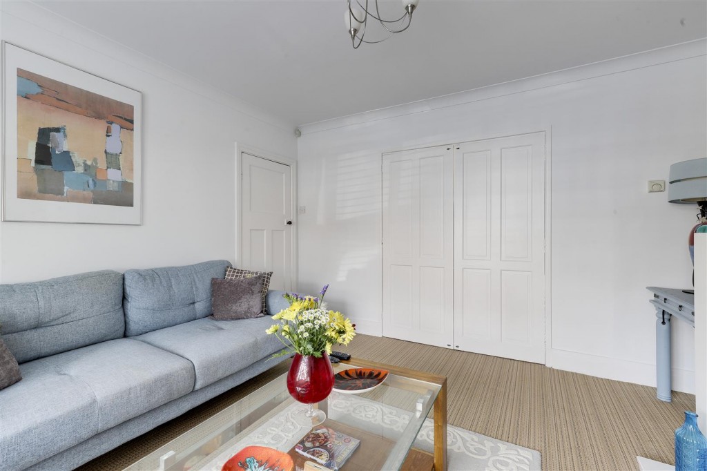 Pierrepont Road, West Bridgford, Nottinghamshire, NG2 5DX