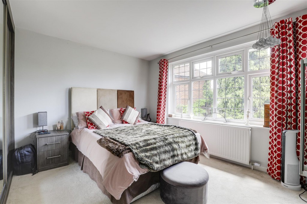 Greythorn Drive, West Bridgford, Nottinghamshire, NG2 7GB