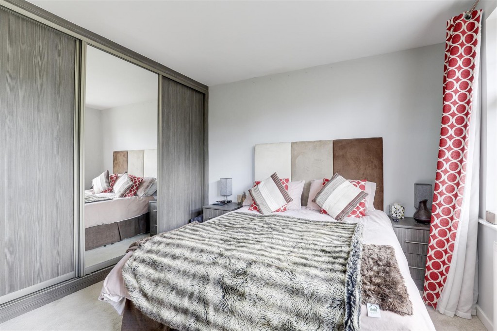 Greythorn Drive, West Bridgford, Nottinghamshire, NG2 7GB