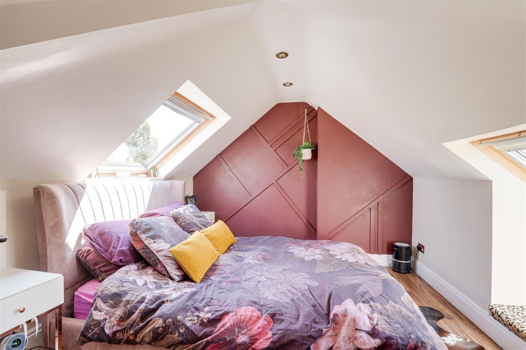 Ruddington Lane, Wilford, Nottinghamshire, NG11 7DB