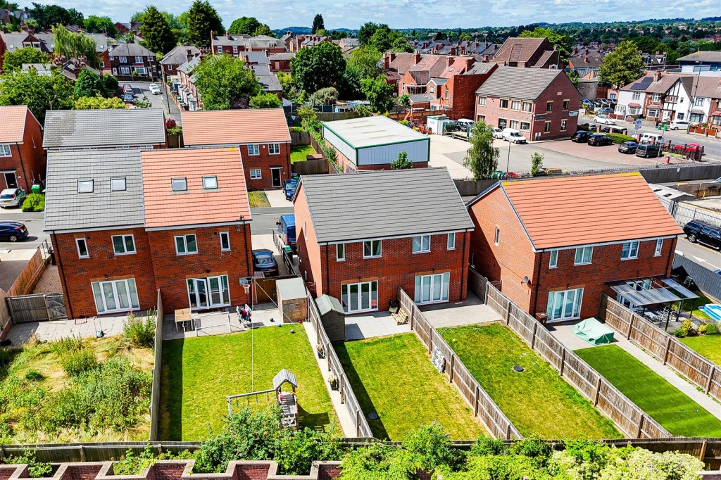 Hall Close, Nottingham, Nottinghamshire, NG5 7RQ