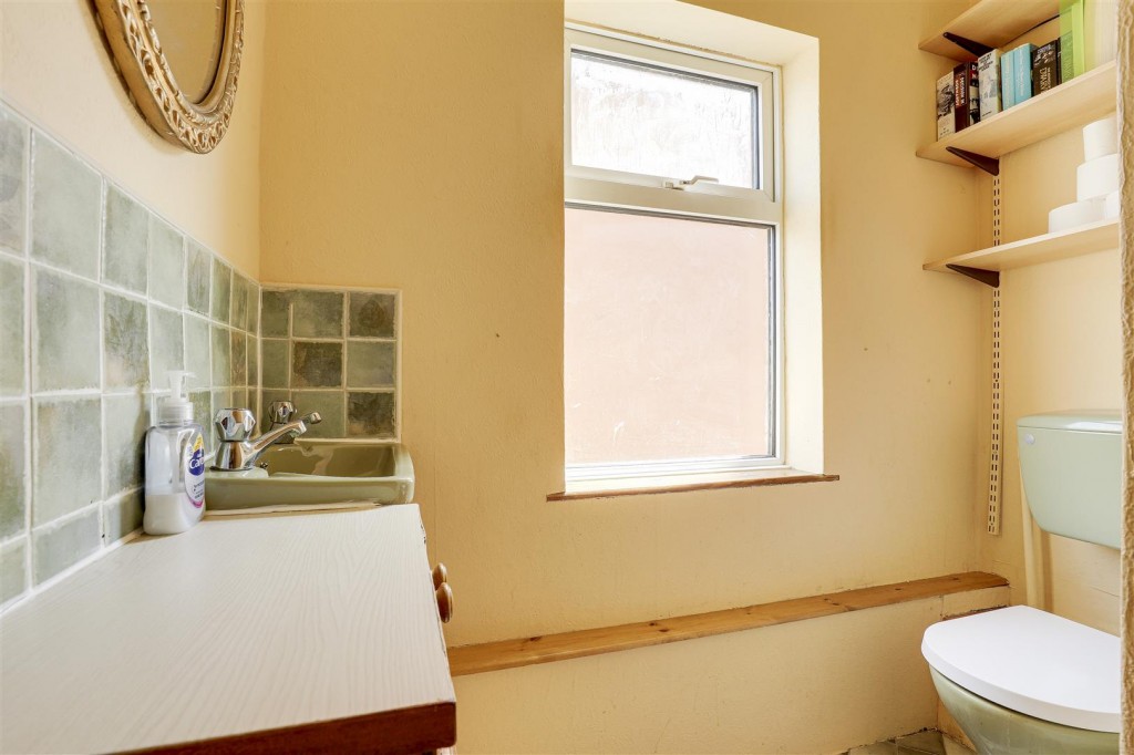 Charnwood Avenue, Long Eaton, Derbyshire, NG10 2HB